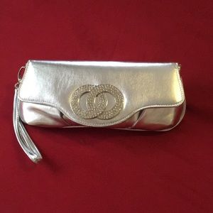 Silver clutch purse